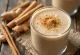 Smoothie cannelle et gingembre dans un verre