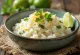 Riz coco au citron vert servi
