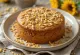 Gâteau aux graines de tournesol servi