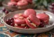 Macaron cerise-amande