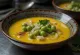 Cuchuco con habas, soupe riche aux fèves servie, aux saveurs riches
