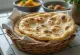 Chapati classique, fraîchement cuit, servi