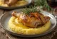 Polenta au poulet rôti, parmesan et herbes fraîches