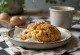 Scones à l'avoine et au café servis