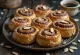 Kanelbullar suédois à la cannelle fourrés à l'amande